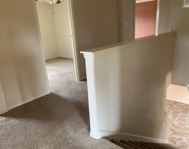 18317 Great Falls St - Photo Thumbnail 14