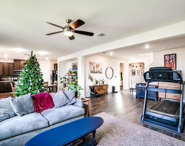 7616 Groundhog Way - Photo Thumbnail 7