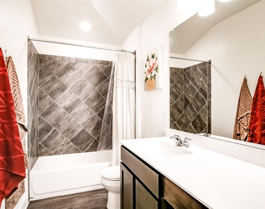 7616 Groundhog Way - Photo Thumbnail 28