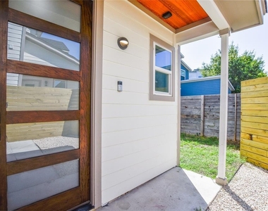 7103 Bennett Ave - Photo Thumbnail 1