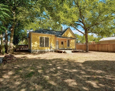 304 Olive St - Photo Thumbnail 22