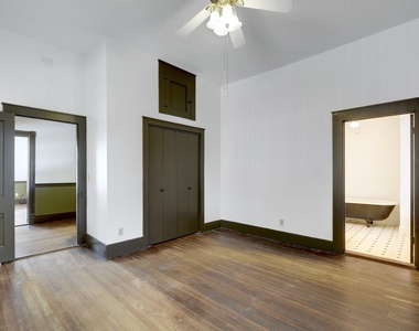 304 Olive St - Photo Thumbnail 15