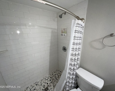 318 Arricola Avenue - Photo Thumbnail 39