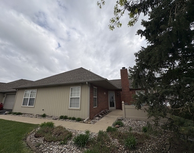 229 Steeplechase Circle - Photo Thumbnail 5