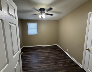 16130 Justine Street - Photo Thumbnail 14