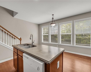 501 Grove Field Court - Photo Thumbnail 27