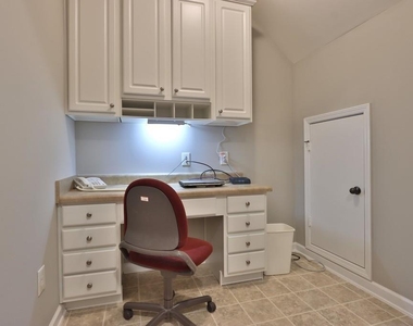 501 Grove Field Court - Photo Thumbnail 1