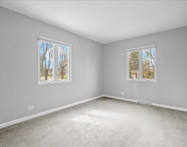 1120 N Brainard Street - Photo Thumbnail 8