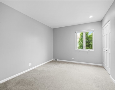 1120 N Brainard Street - Photo Thumbnail 11