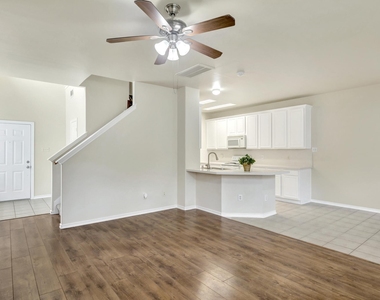 39 Camellia Grove Circle - Photo Thumbnail 10