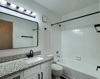 5110 Azalea Trace Drive - Photo Thumbnail 16