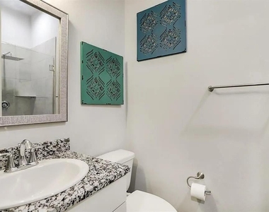 4906 Paradigm Ln Lane - Photo Thumbnail 11