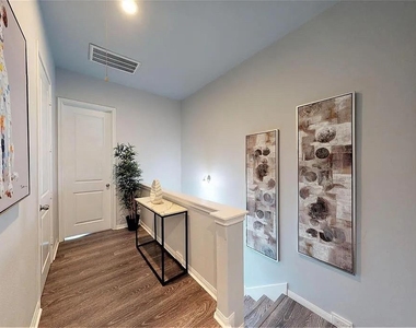 4906 Paradigm Ln Lane - Photo Thumbnail 7
