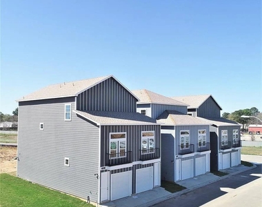 4906 Paradigm Ln Lane - Photo Thumbnail 14