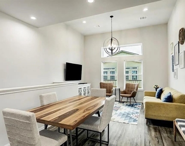 4906 Paradigm Ln Lane - Photo Thumbnail 2