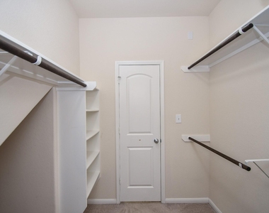 2738 Meandering Elm Trail - Photo Thumbnail 16
