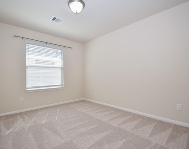 2738 Meandering Elm Trail - Photo Thumbnail 19