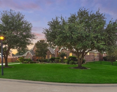 20806 E Cameron Ridge Drive - Photo Thumbnail 41