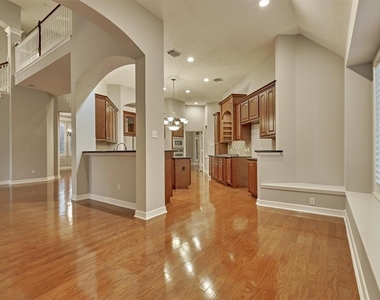 20806 E Cameron Ridge Drive - Photo Thumbnail 11