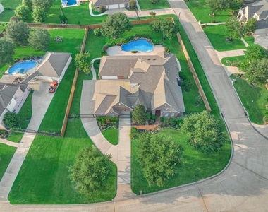 20806 E Cameron Ridge Drive - Photo Thumbnail 2