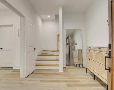 2013 Cochran Street - Photo Thumbnail 6