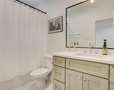 2013 Cochran Street - Photo Thumbnail 9