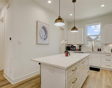 2013 Cochran Street - Photo Thumbnail 11
