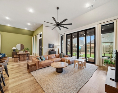 8902 Iron Forge Road - Photo Thumbnail 22