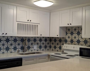 7520 Hornwood Drive - Photo Thumbnail 15