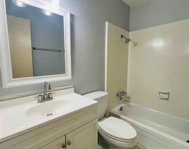11609 Chimney Rock Road - Photo Thumbnail 6