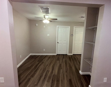 13217 Player Street - Photo Thumbnail 16