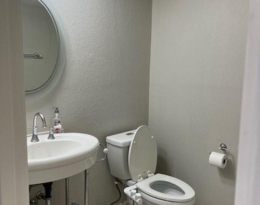 7407 Navidad Rd - Photo Thumbnail 14