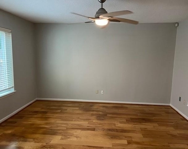 7407 Navidad Rd - Photo Thumbnail 16