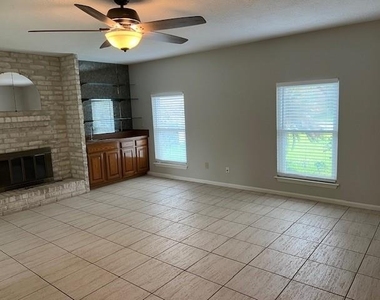 7407 Navidad Rd - Photo Thumbnail 6