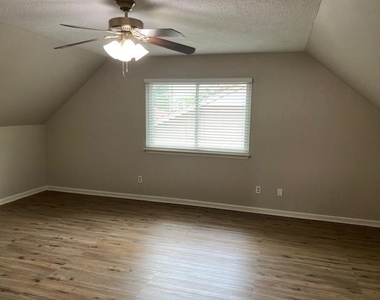 7407 Navidad Rd - Photo Thumbnail 25