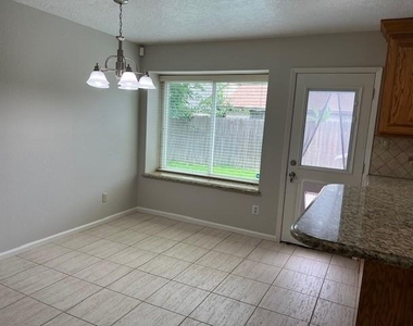 7407 Navidad Rd - Photo Thumbnail 12