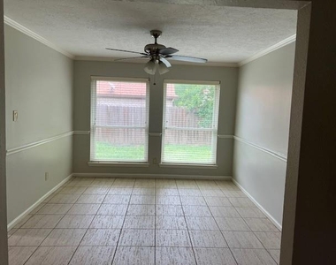 7407 Navidad Rd - Photo Thumbnail 9