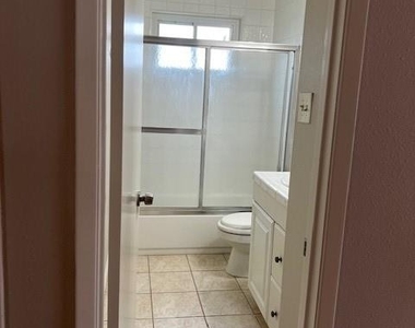 7407 Navidad Rd - Photo Thumbnail 22