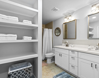 412 Waco Ave - Photo Thumbnail 12