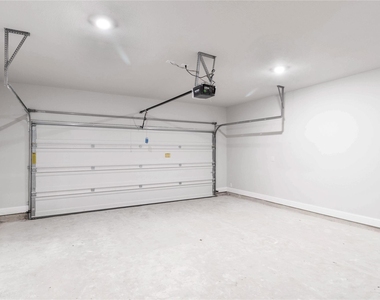 457 Aurora Creek Lane - Photo Thumbnail 24