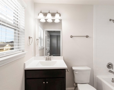 457 Aurora Creek Lane - Photo Thumbnail 18