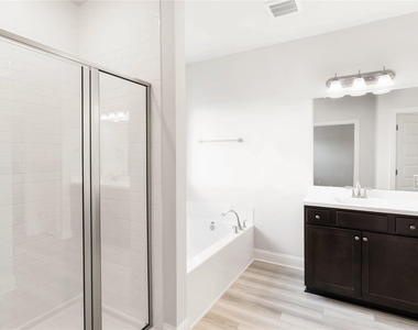 457 Aurora Creek Lane - Photo Thumbnail 11