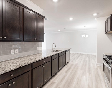 457 Aurora Creek Lane - Photo Thumbnail 5
