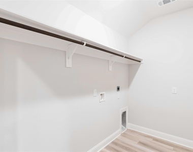 457 Aurora Creek Lane - Photo Thumbnail 13