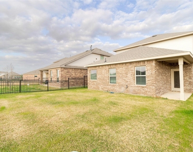 457 Aurora Creek Lane - Photo Thumbnail 28