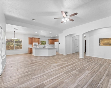 2333 Stableridge Drive - Photo Thumbnail 7