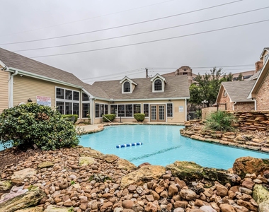 2300 Old Spanish Trail - Photo Thumbnail 15