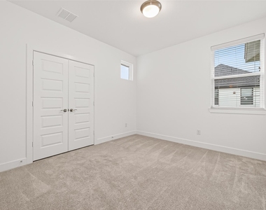 7218 Grassland Vista Lane - Photo Thumbnail 38