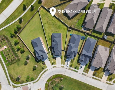7218 Grassland Vista Lane - Photo Thumbnail 41