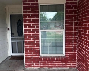 19310 Leafwood Lane - Photo Thumbnail 2